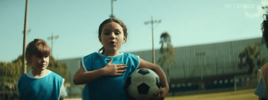 Dia dos Pais: Netshoes apresenta pai incentivando filha no esporte