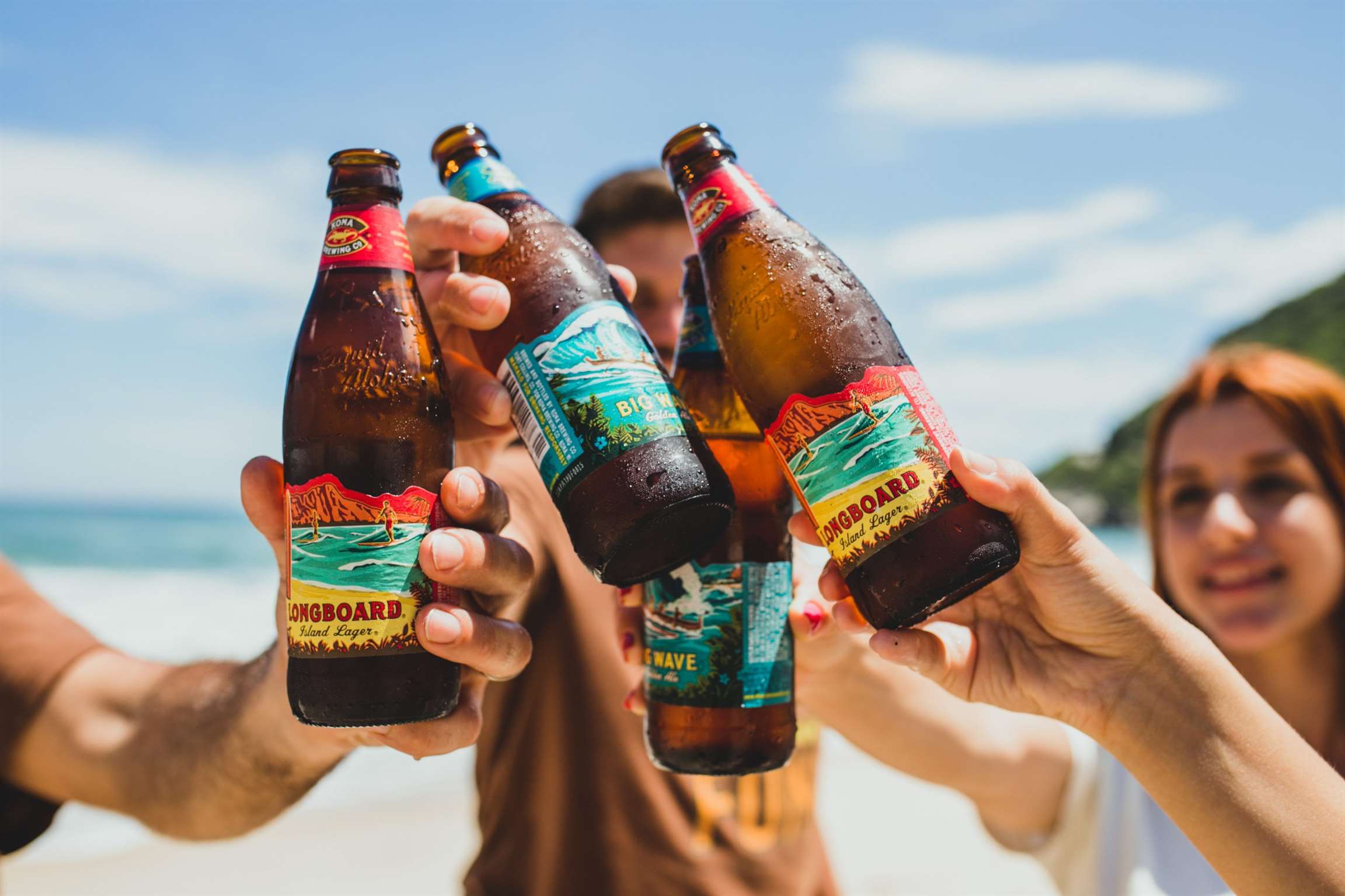 Evento da Cervejaria Kona reúne amantes de praia em uma tarde repleta de atrações