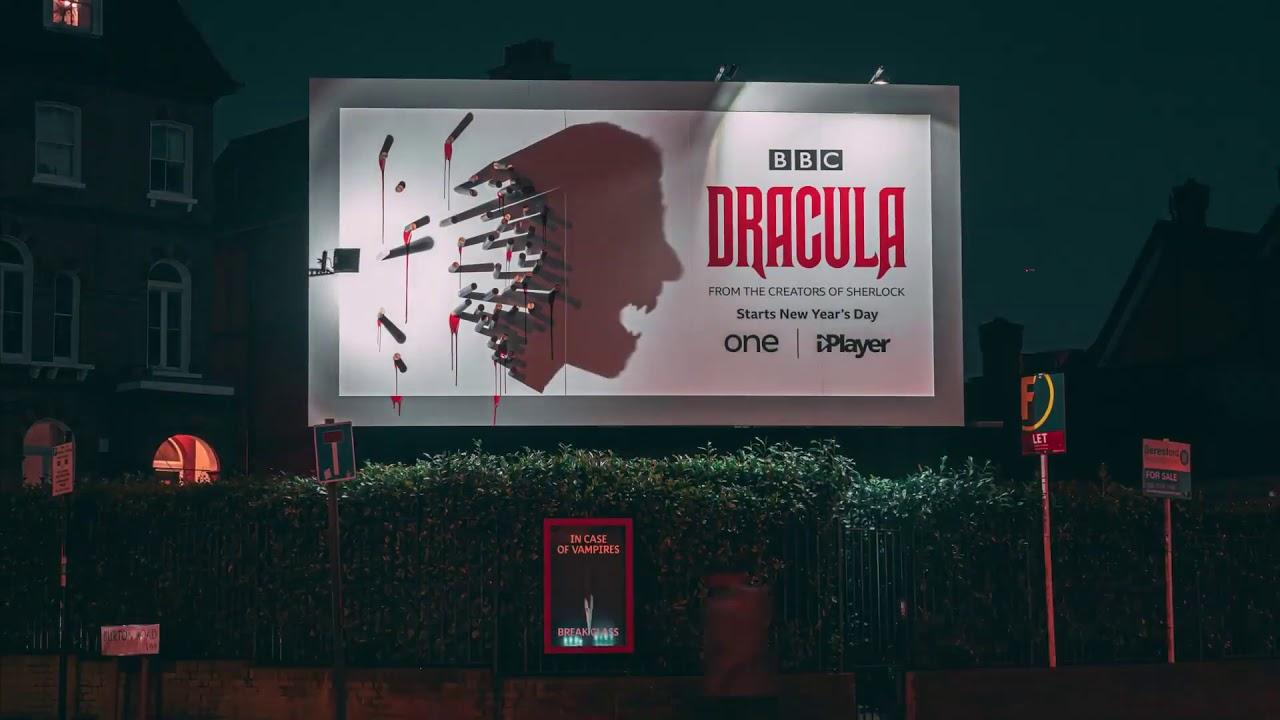 Outdoor da BBC viraliza na internet e traz Drácula à ativa