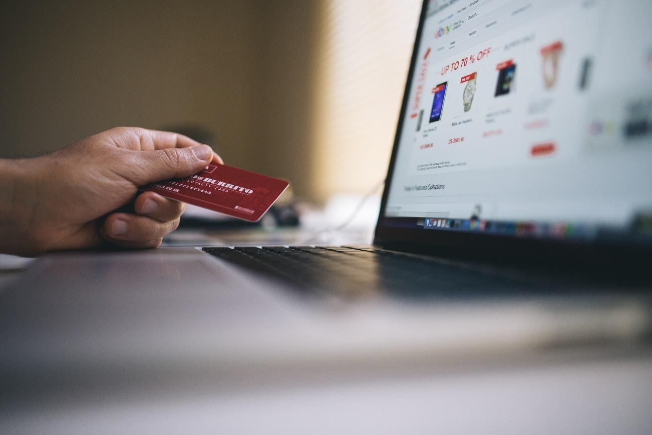 Covid-19: como enfrentar a pandemia de fraudes em compras online