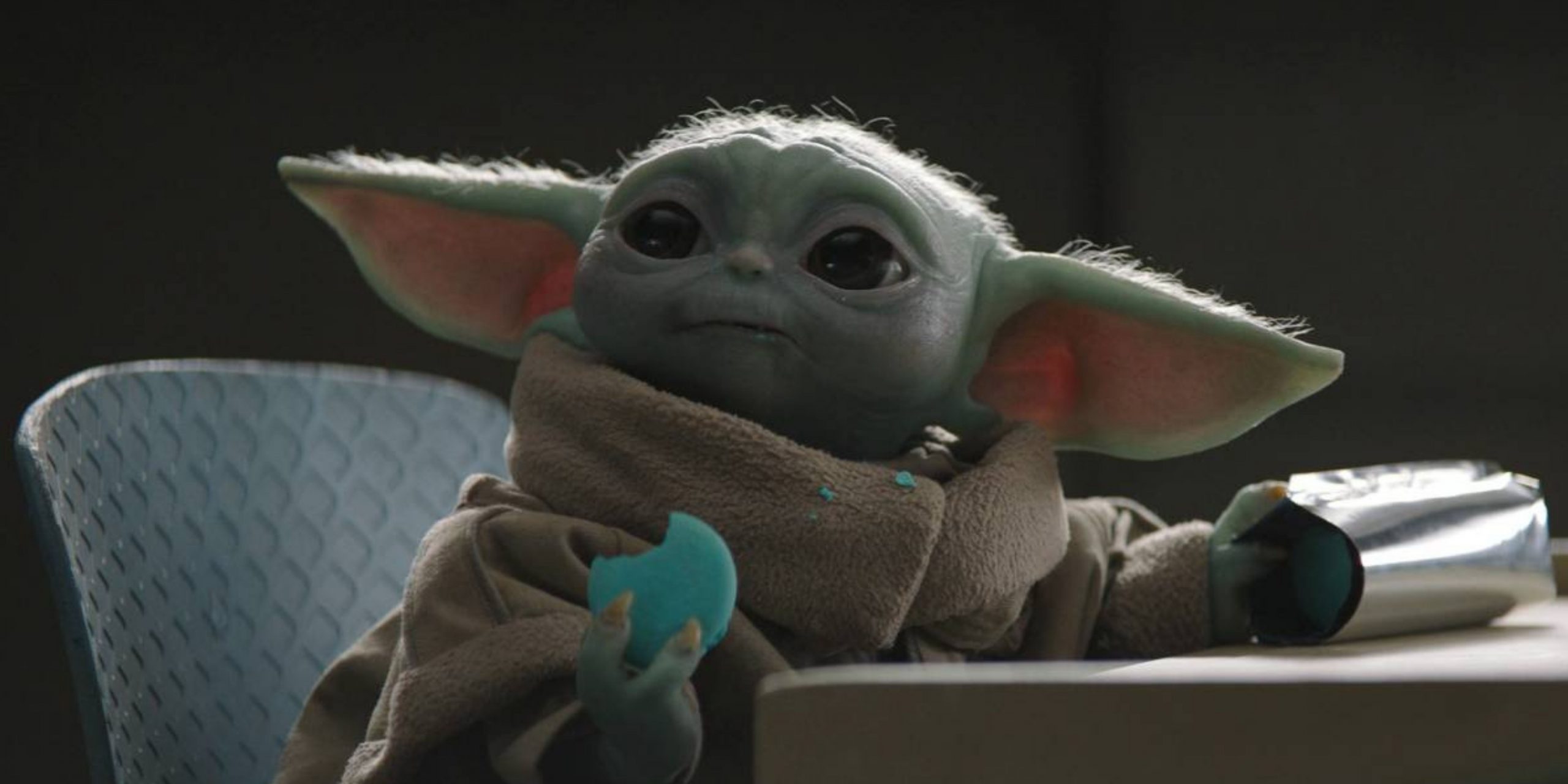 Nova edição do Baby Yoda (Grogu) não para nunca de comer