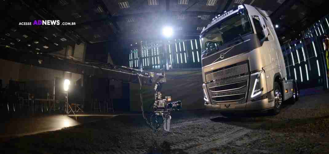 Volvo lança primeiro lançamento de produto em realidade estendida