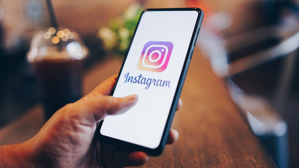 Instagram testa compartilhamento de links para todos os usuários
