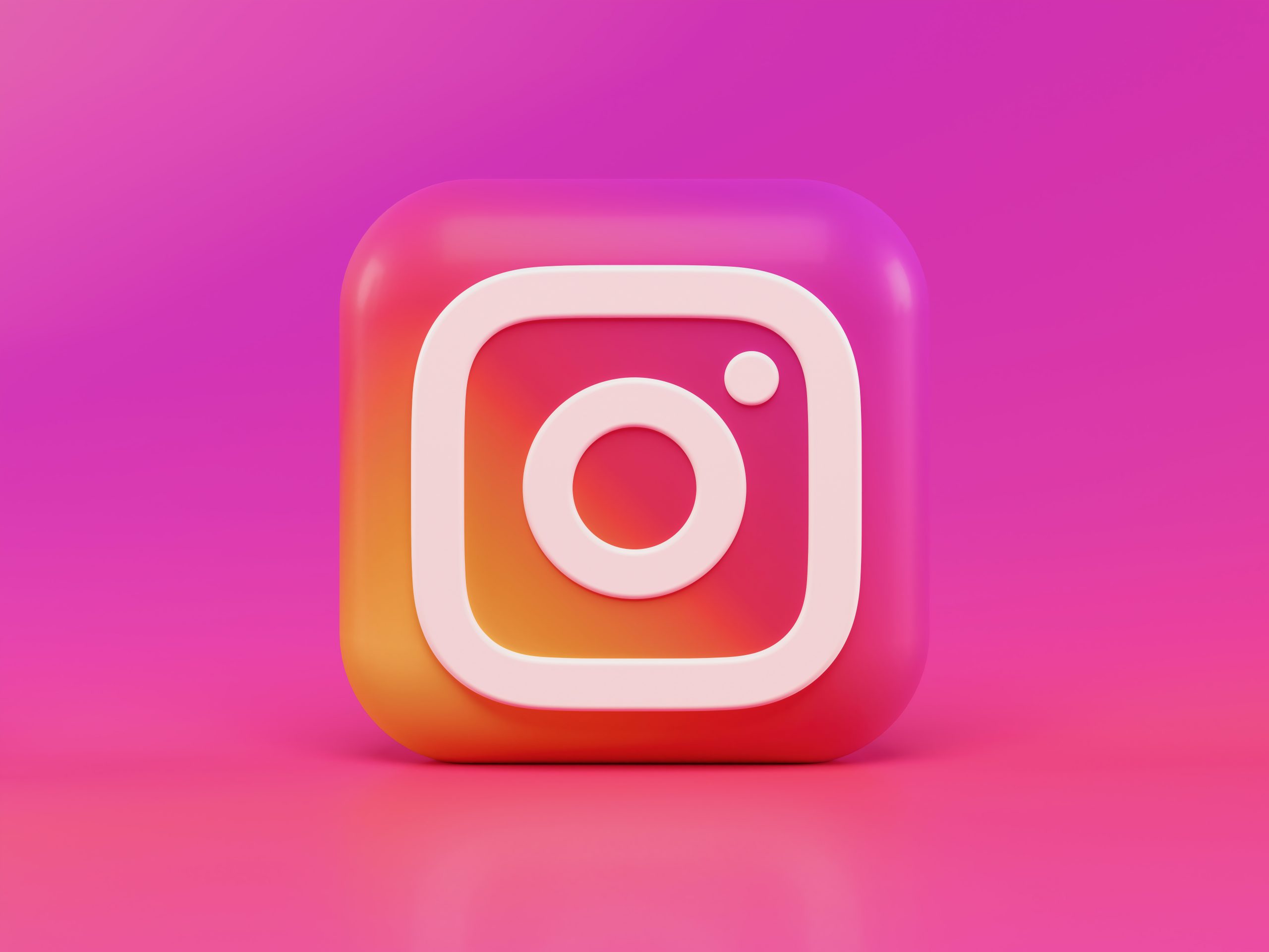 Instagram: Posts com menos hashtags engajam mais