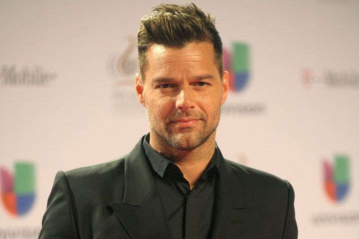 Ricky Martin nega acusação de abuso doméstico