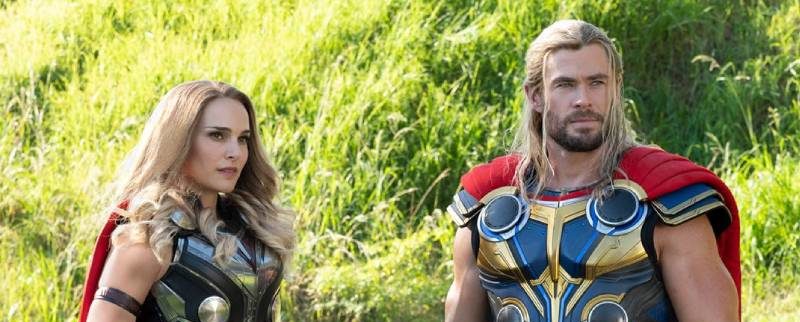 A emoção e a diversão do delicioso Thor: Amor e Trovão