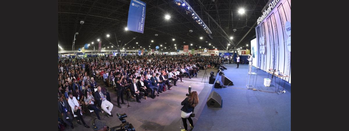 Campus Party: neurocientista luso-brasileiro leva videogames e redes sociais para palestra em São Paulo