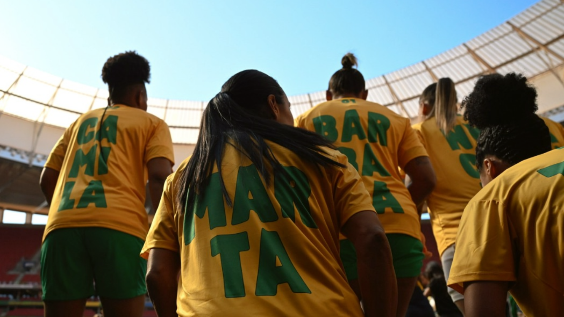 Em amistoso contra o Chile, marcas se destacam na promoção do futebol feminino