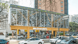 Lixo é luxo em nova unidade sustentável do McDonald’s em SP