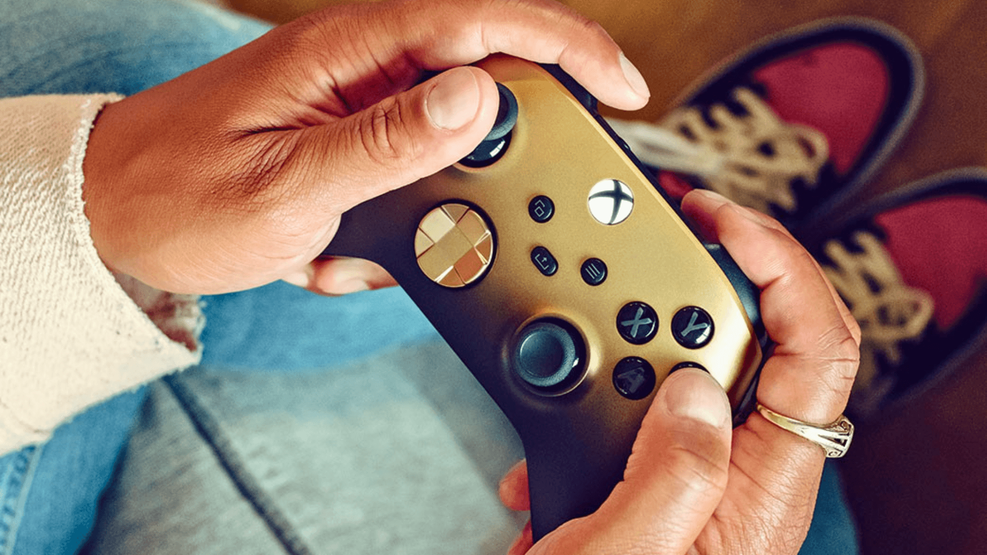Microsoft anuncia versão Gold Shadow para controle do Xbox