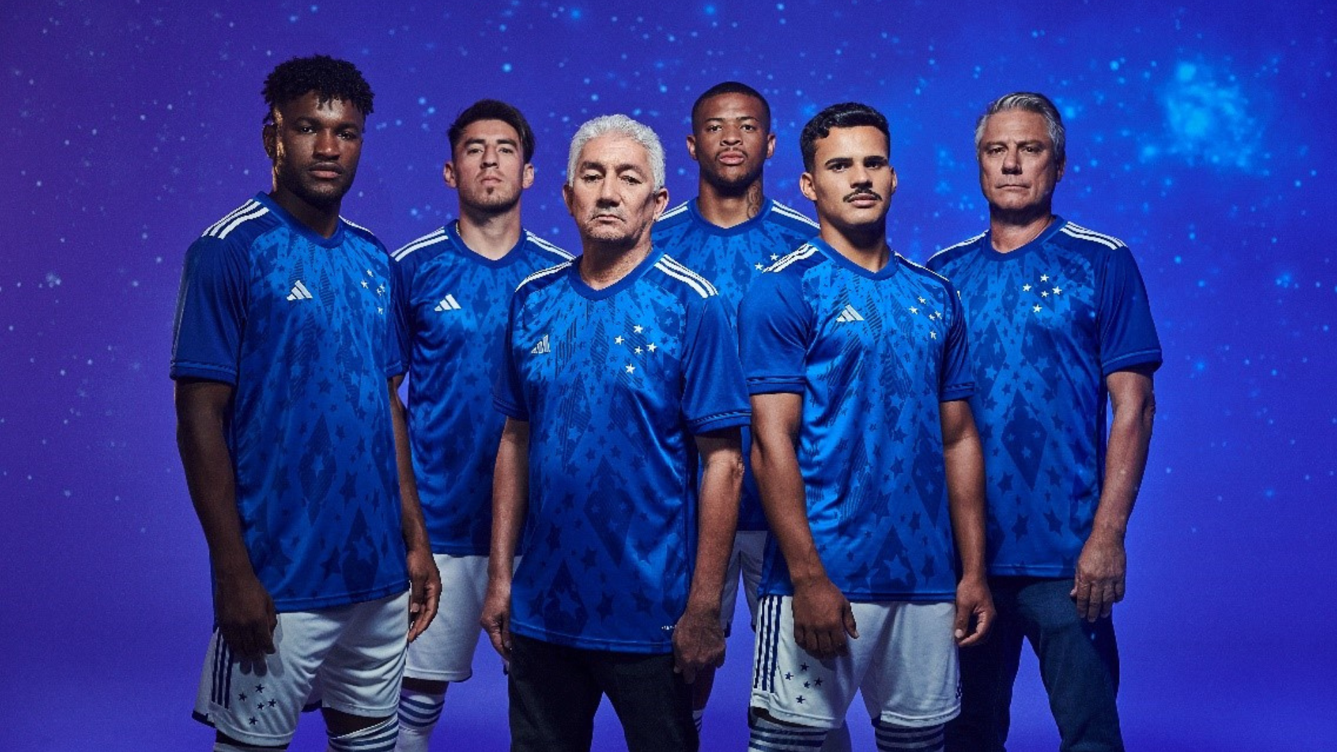 adidas e Cruzeiro lançam camisa para 2024 com mote ‘Escrito nas Estrelas’