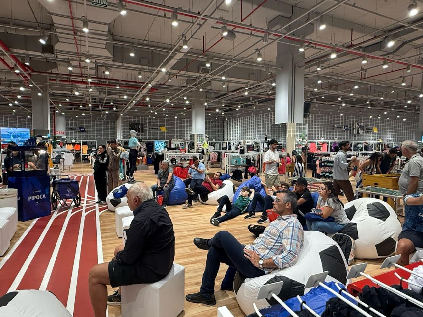 Centauro transforma lojas em arenas na fase final da Champions