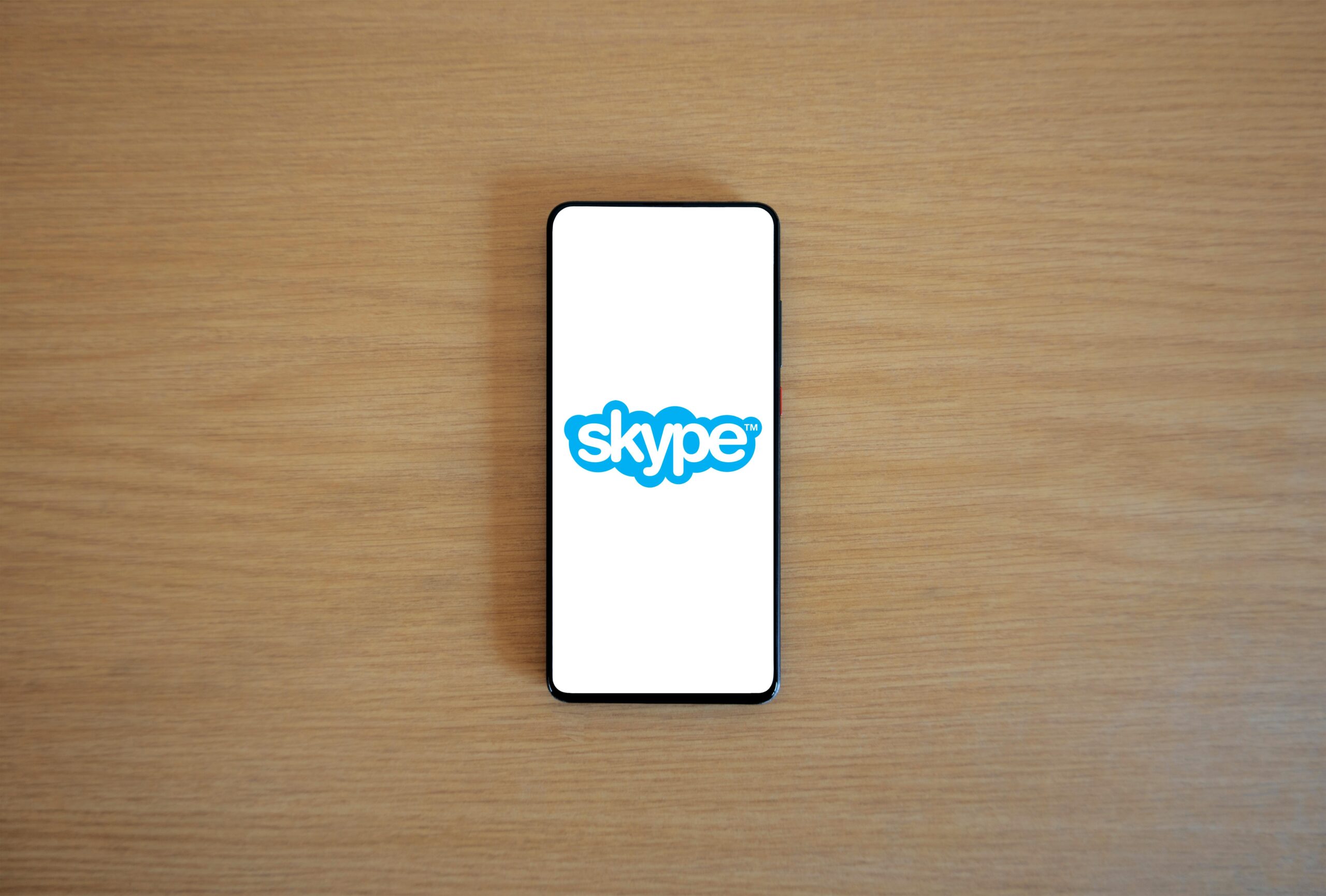 Microsoft desativa Skype e foca no Teams